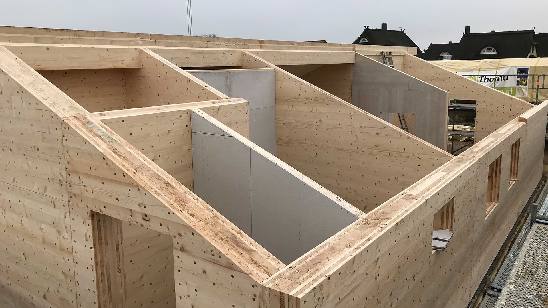Ferienhaussiedlung in Holzmassivbauweise – Projekt Pelzerhaken